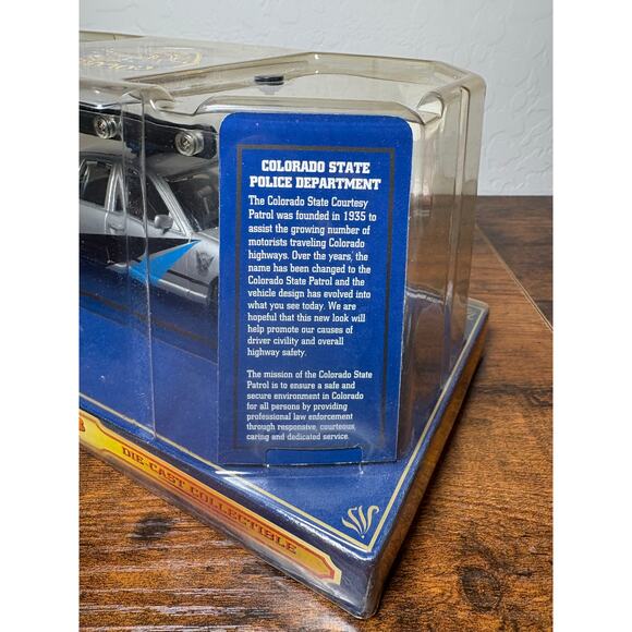 Code 3 Colorado State Model Police Car Die Cast Model 1:24- Patch- New in Box - Picture 5 of 6